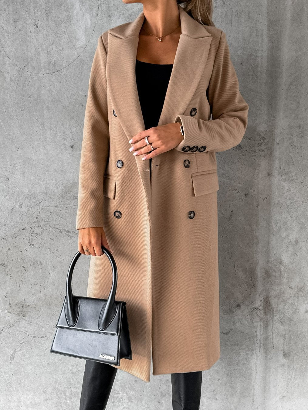 Elegant Winter Jacket – Style Warmth